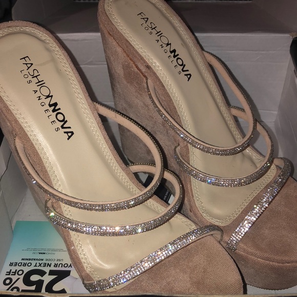 See me shining wedges - Picture 1 of 3